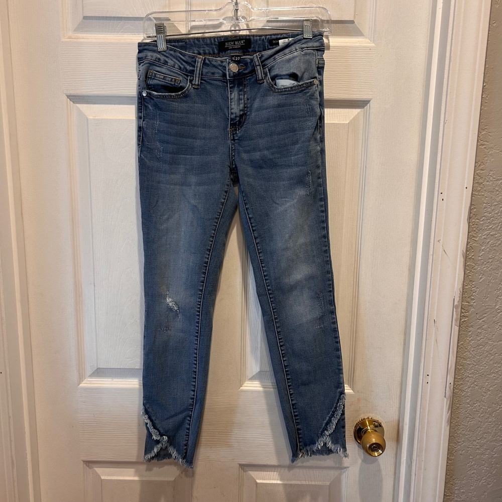 Judy Blue Los Angeles Womens Jeans Size 5/27 Frayed Tulip Hem Distressed Denim